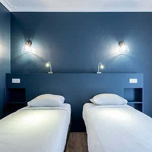Zimmer mit zwei Einzelbetten